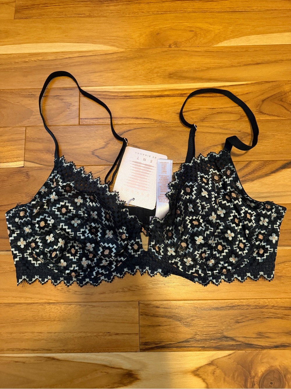 Savage X Fenty by Rihanna Lace Overlay Black & Cream Bralette 34c